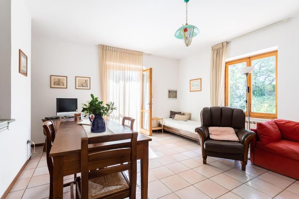 Apartment In Nature,10Min From City Perúgia Exterior foto